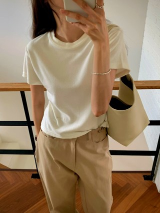 白色