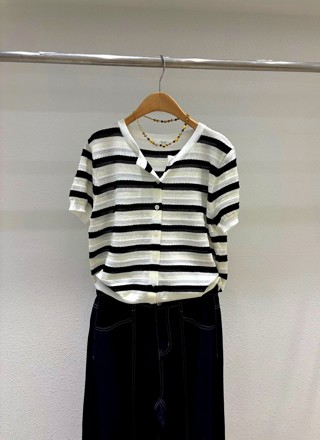 蓝色