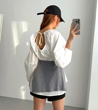 白色