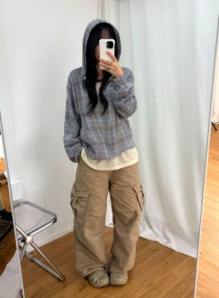 灰色