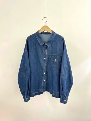 蓝色