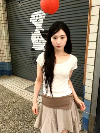 白色