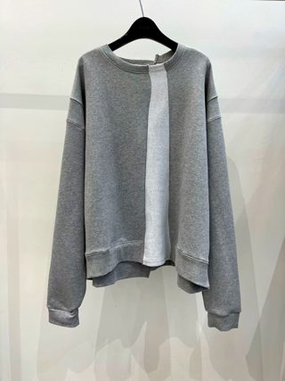 灰色
