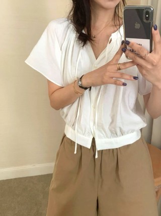 白色