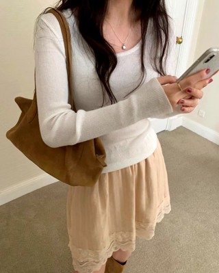 白色