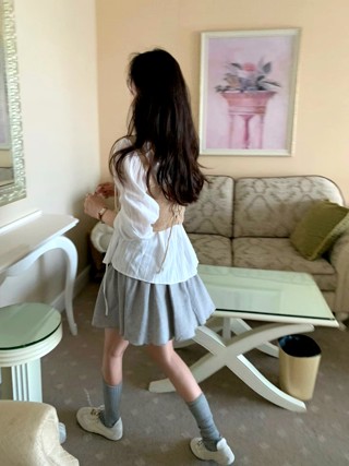 白色