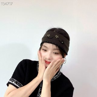 灰色