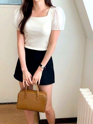 白色