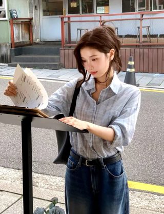 蓝色