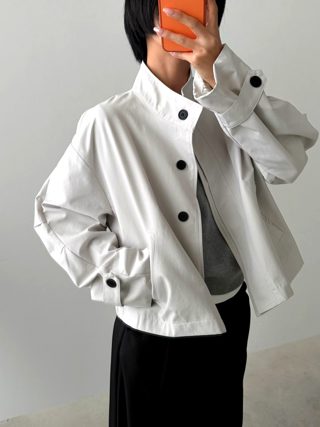 白色