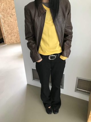 黄色