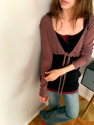 黑色