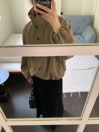 卡其色