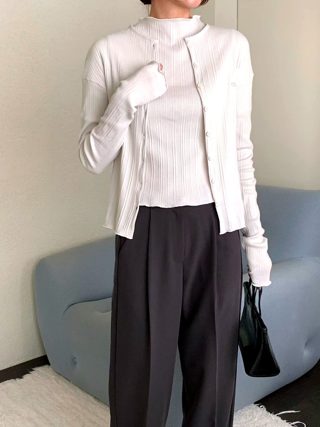 白色