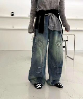 蓝色