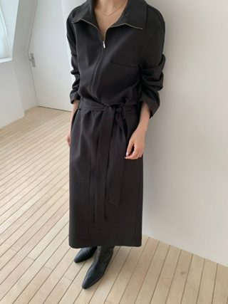 咖啡色