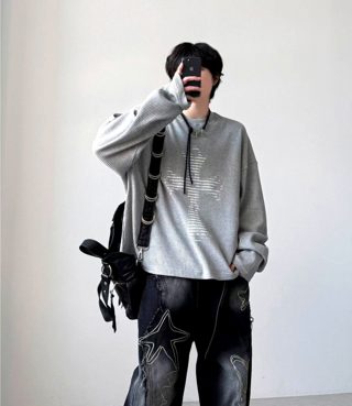 黑色