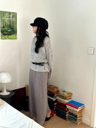灰色