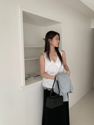 白色
