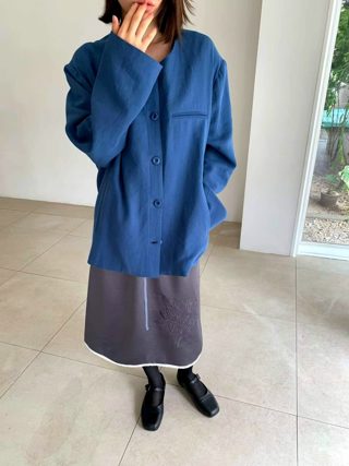 蓝色