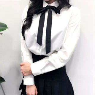 白色