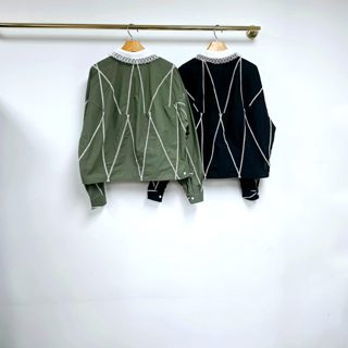军绿色
