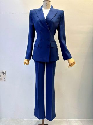 蓝色