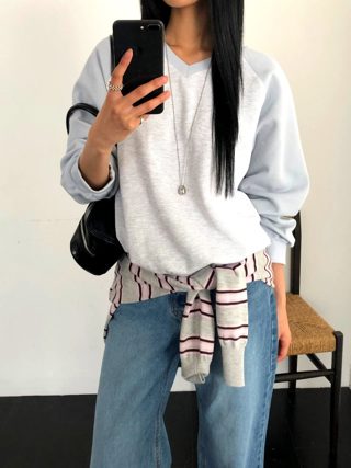 灰色