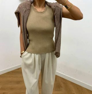 米色
