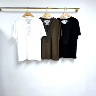 白色