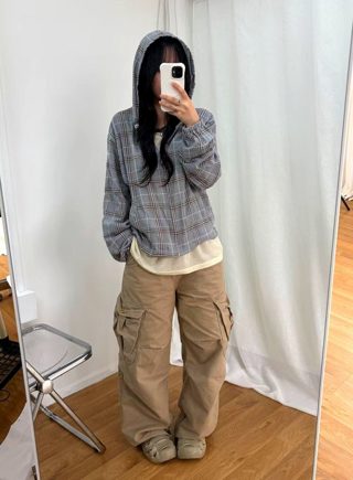 灰色