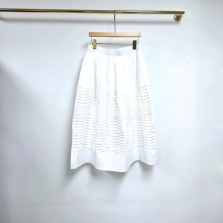 白色