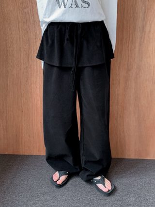 黑色