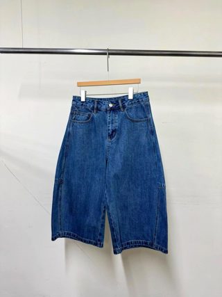 蓝色