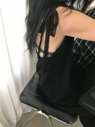 灰色