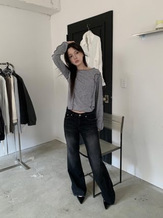 灰色
