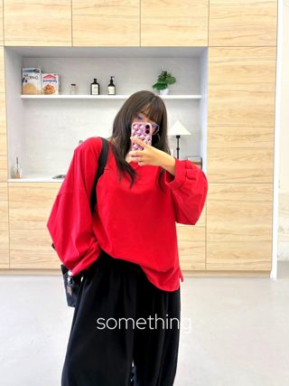 红色