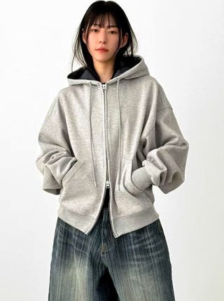 灰色