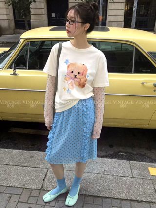 蓝色