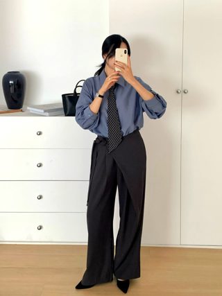 蓝色