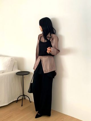 黑色