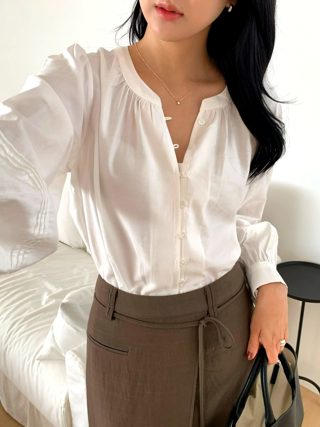 白色