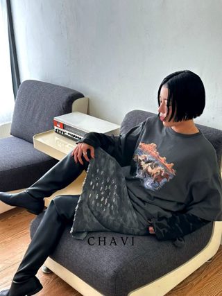 黑色