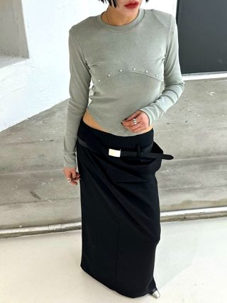 灰色