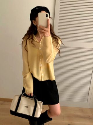 黄色