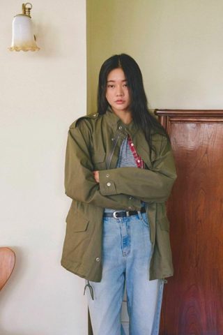 军绿色