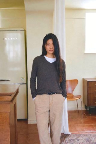 深棕色