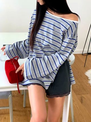 灰色