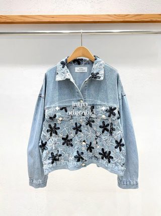 蓝色