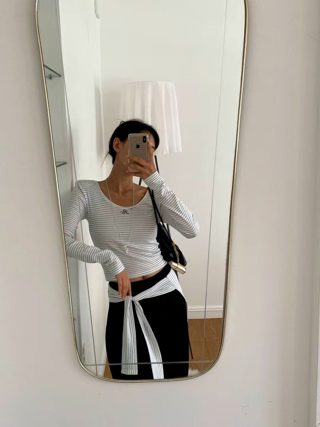 白色